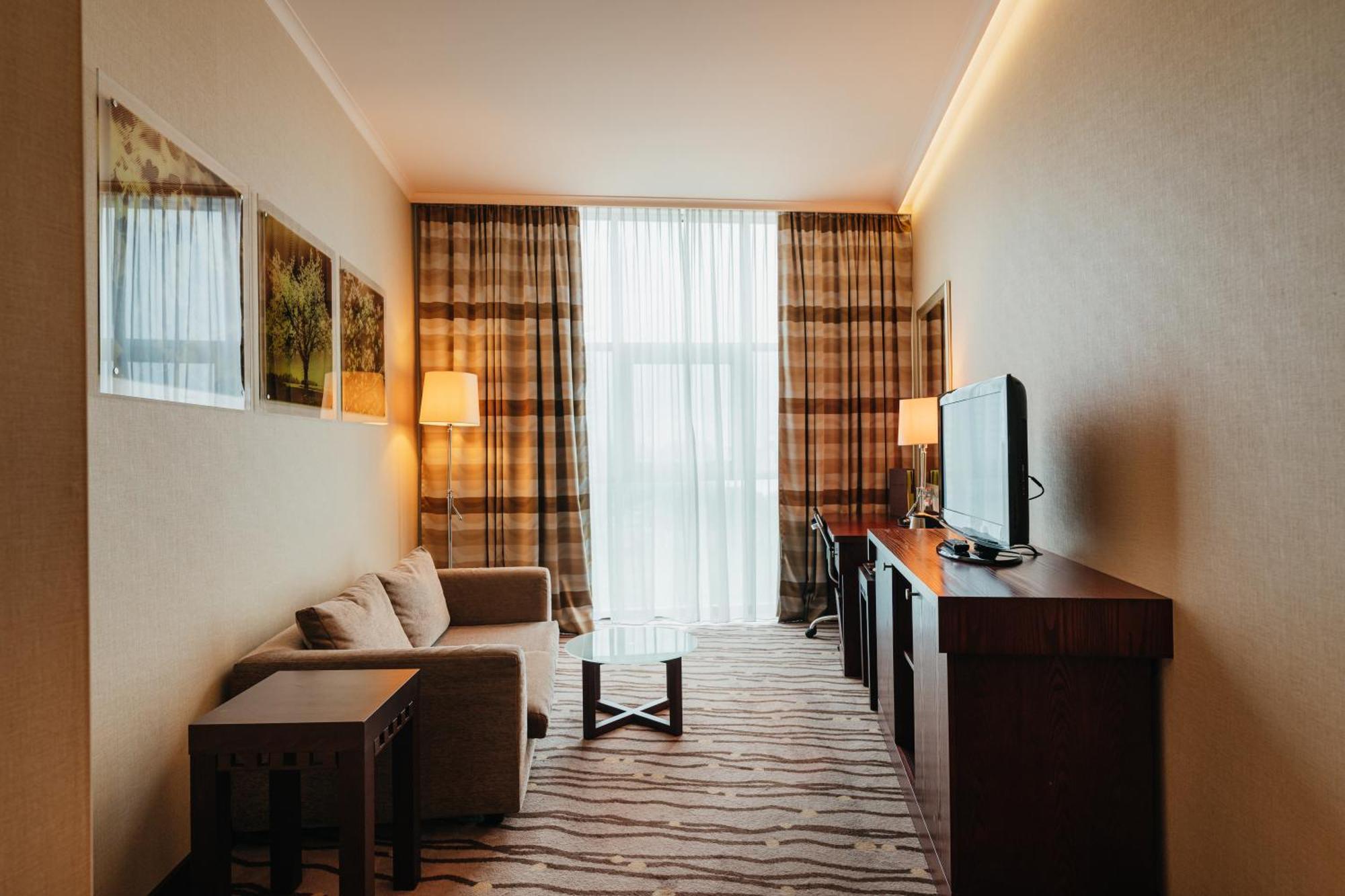 Doubletree By Hilton Bratislava Hotel Luaran gambar